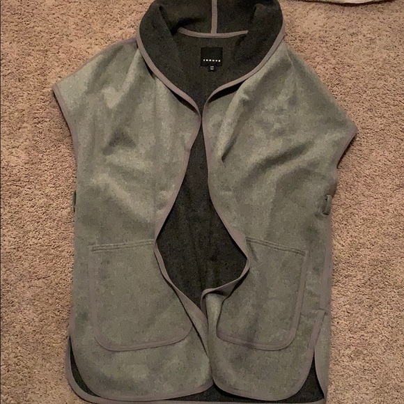 Trouve Wool Vest - Picture 1 of 7